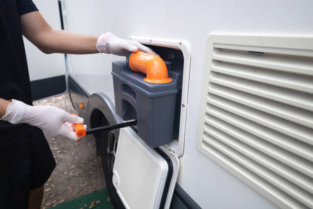 Best Luxury portable toilet rental  in Bay Hill, FL